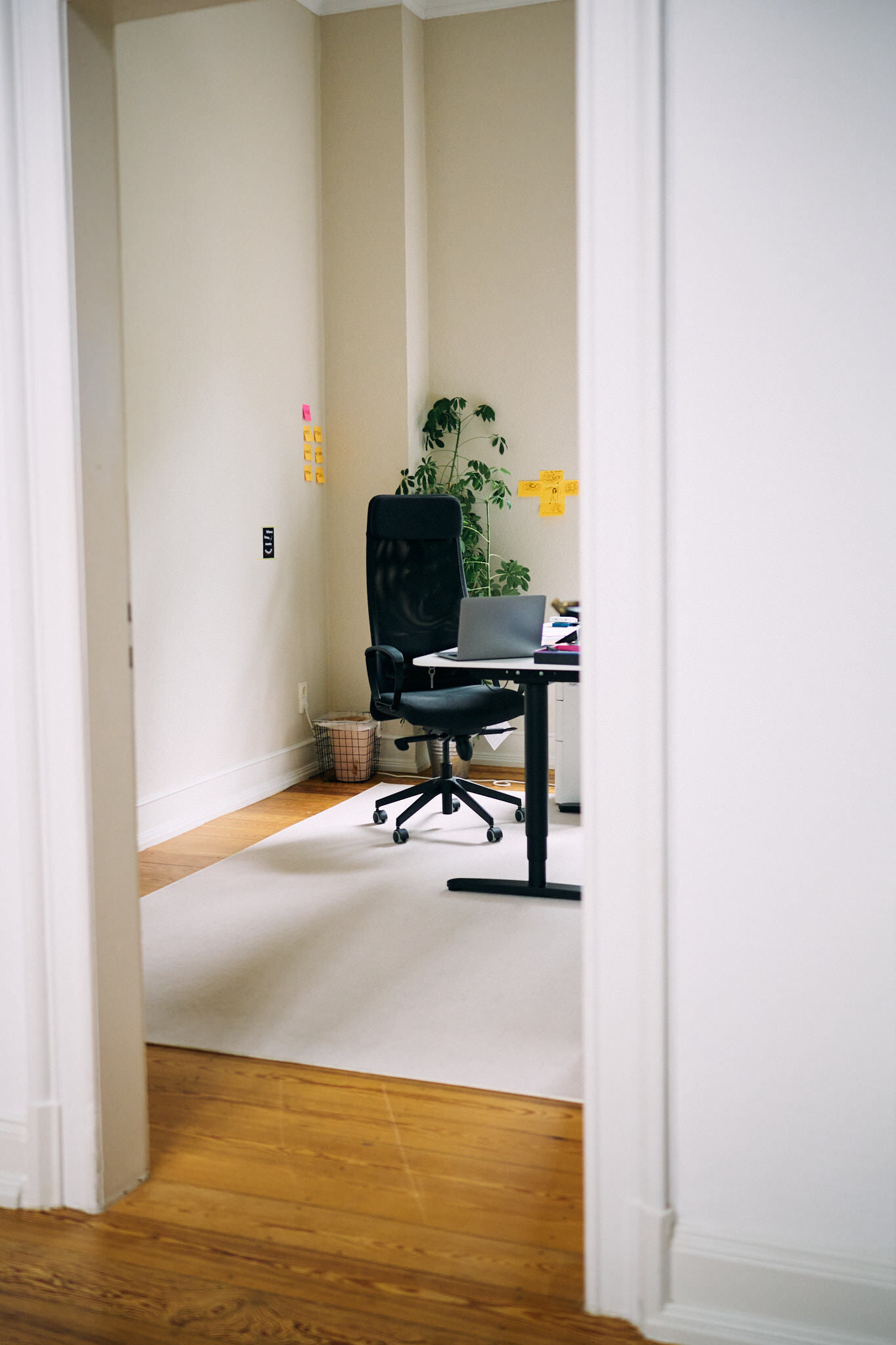 VUI.agency Careers – Office room